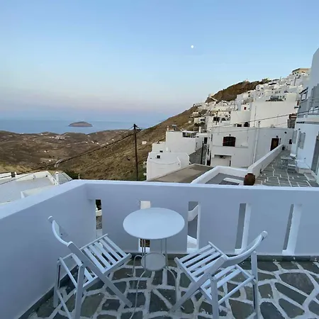 Chora's Cycladic Aura