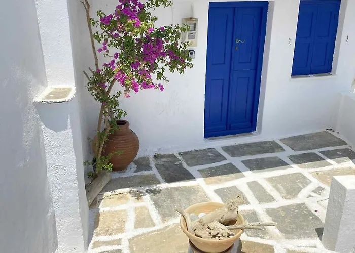 Chora's Cycladic Aura * Serifos Town